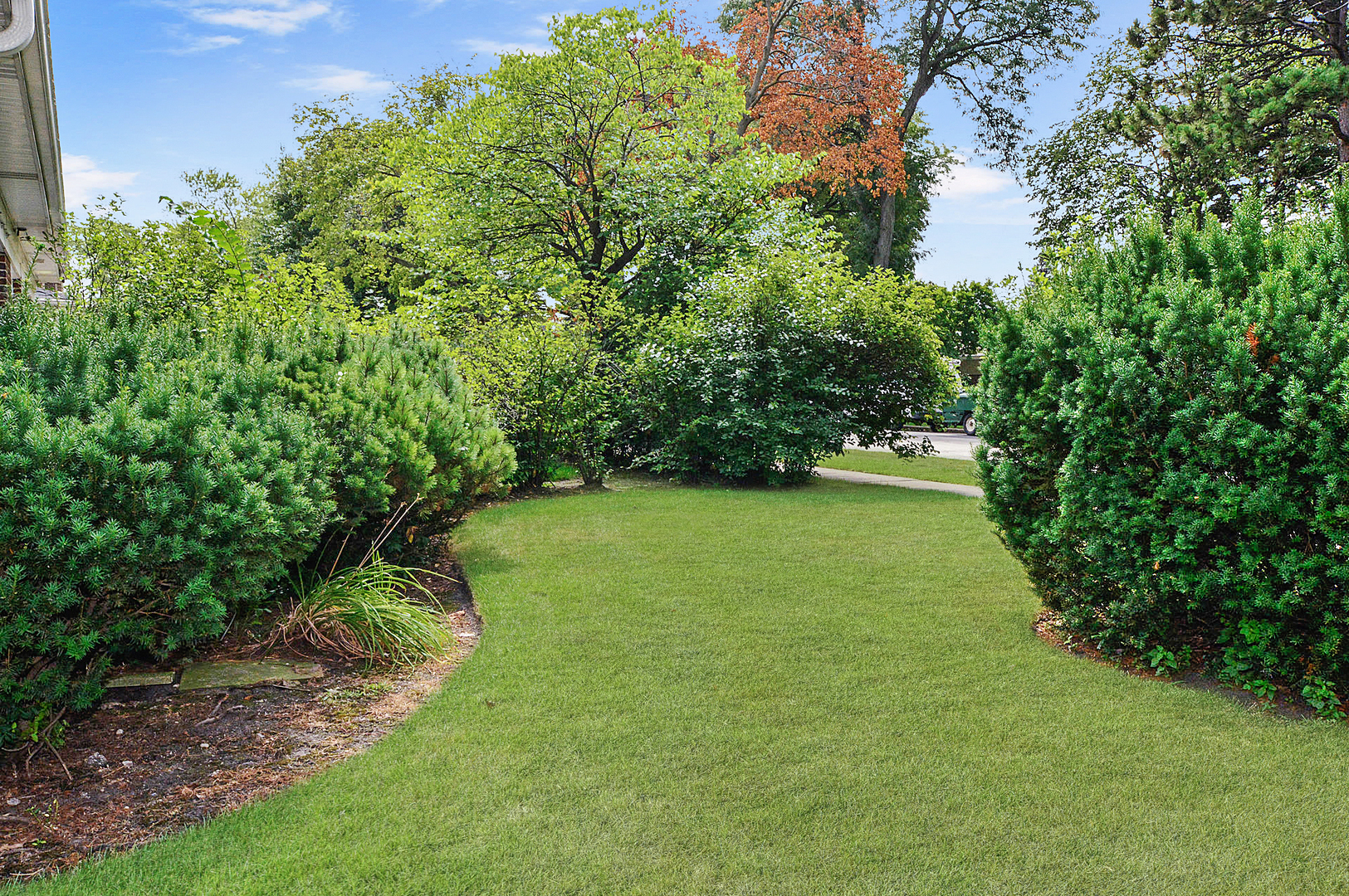 2025 Milton Avenue, Park Ridge, IL 60068