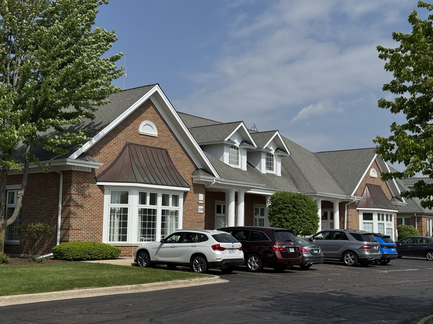 1308 Macom Drive, Naperville, IL 60564
