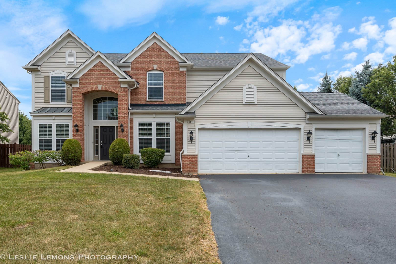 366 Tiger Street, Bolingbrook, IL 60490