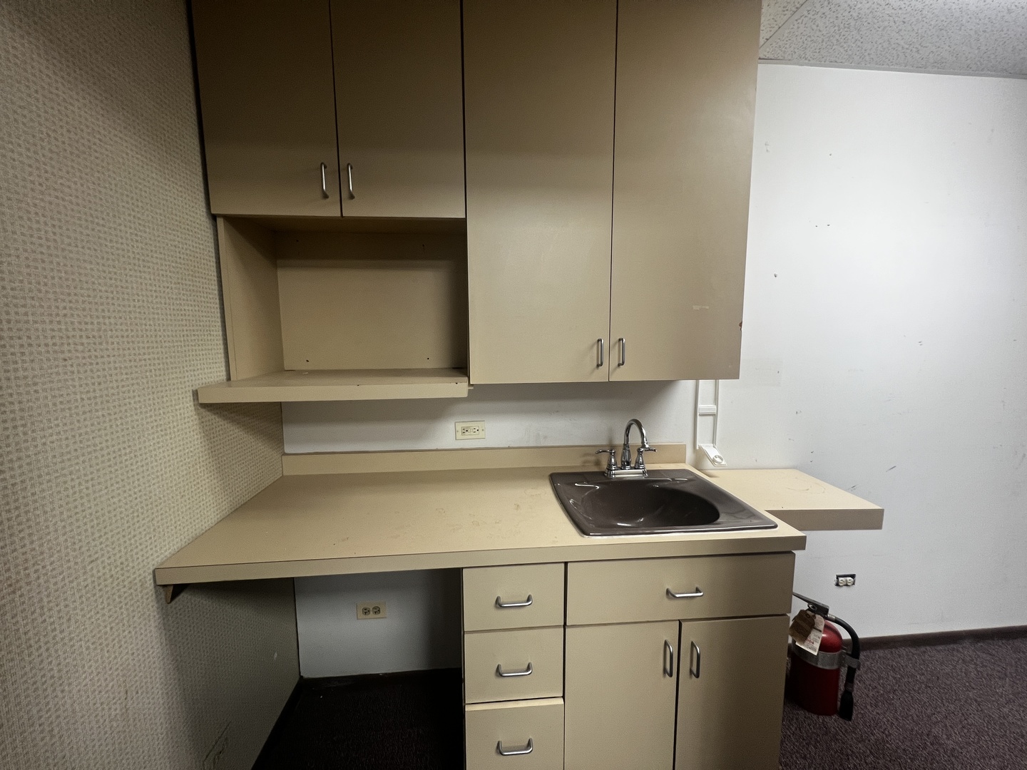 9944 S ROBERTS Road #208, Palos Hills, IL 60465