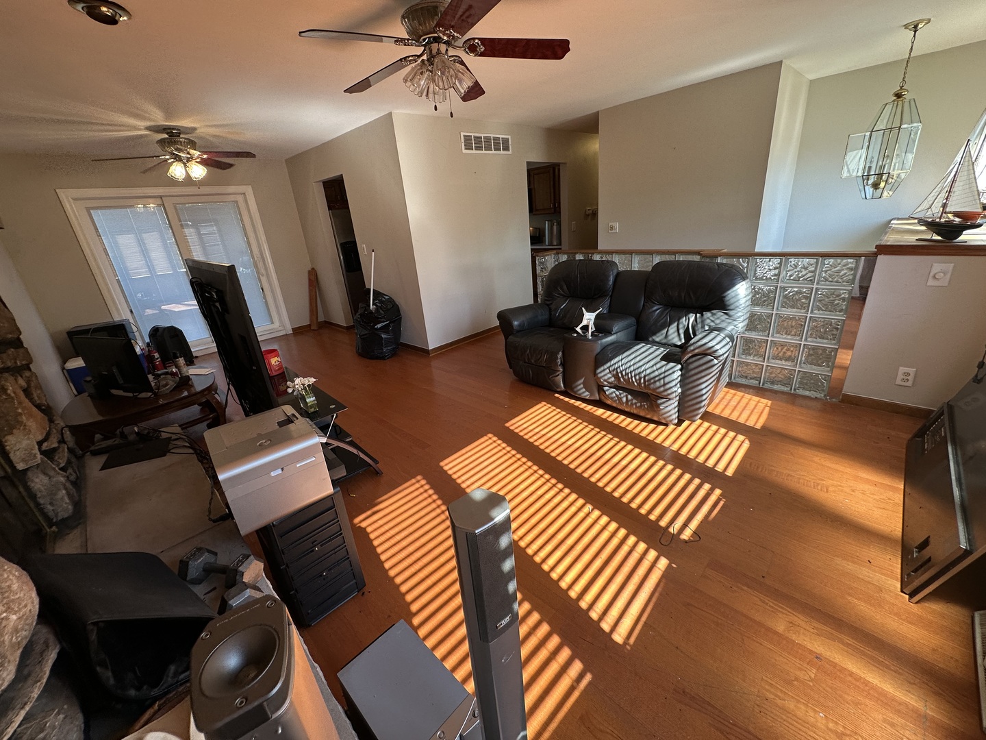 1220 Comet Drive, Aurora, IL 60505