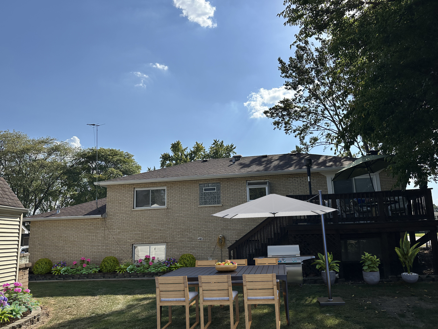 1220 Comet Drive, Aurora, IL 60505