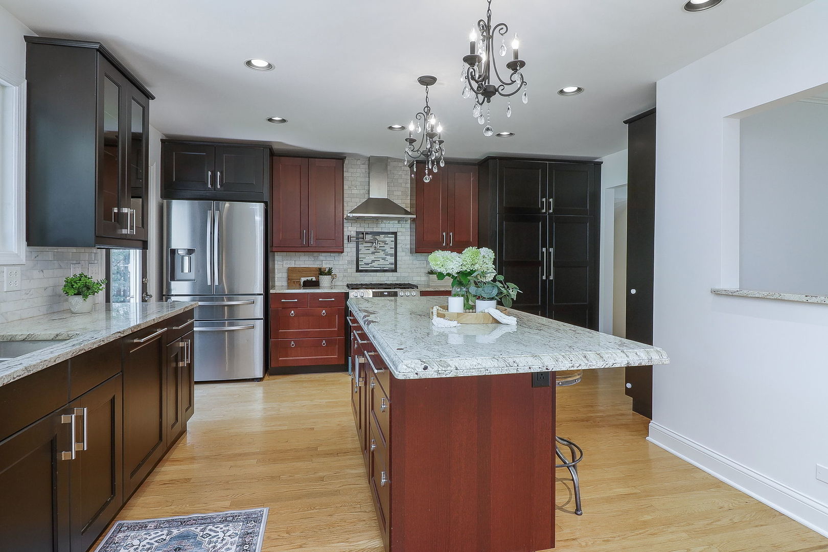 26W554 Jewell Road, Winfield, IL 60190
