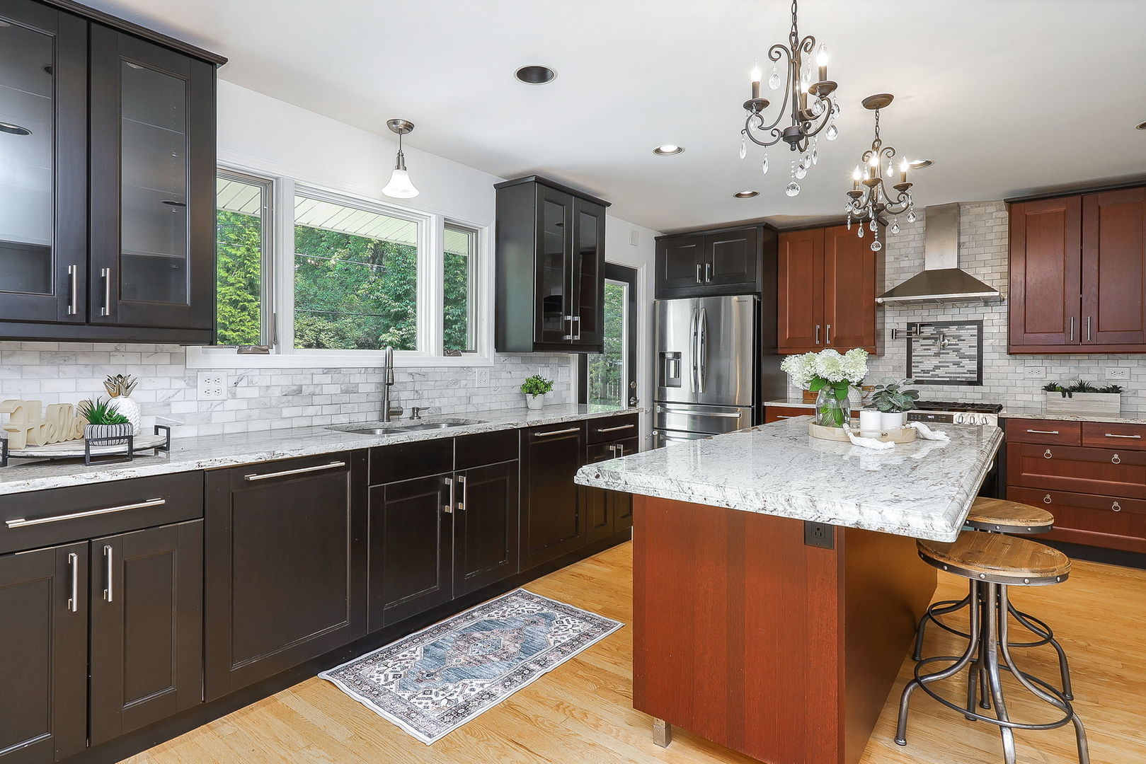 26W554 Jewell Road, Winfield, IL 60190