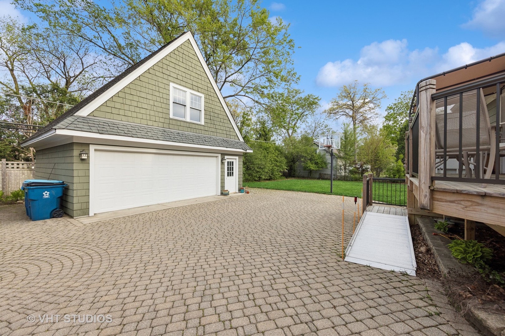 4941 Montgomery Avenue, Downers Grove, IL 60515