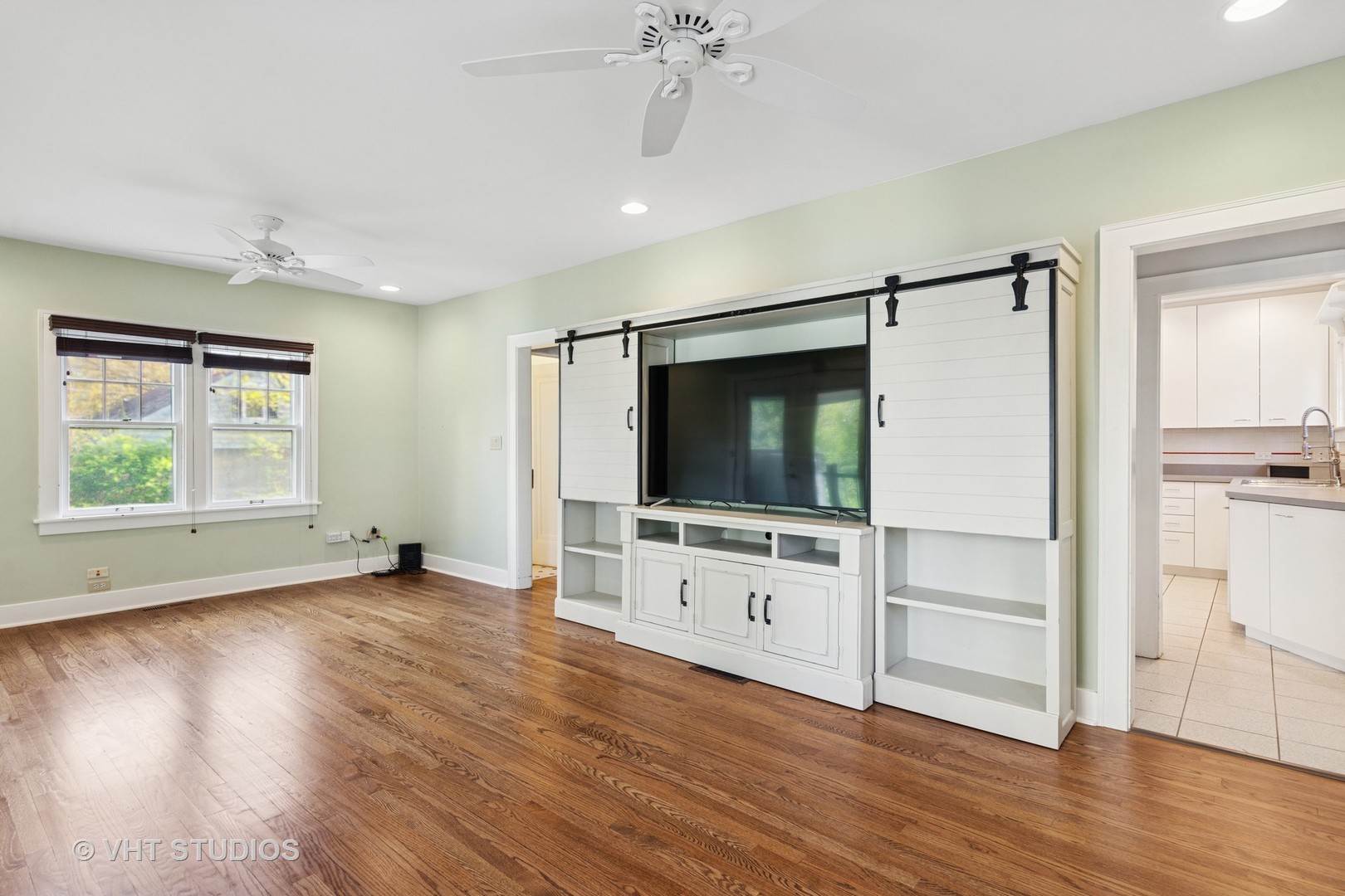 4941 Montgomery Avenue, Downers Grove, IL 60515