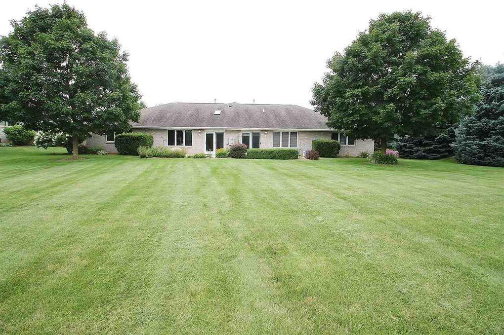 103 RED BARN Lane #252B, Rockton, IL 61072