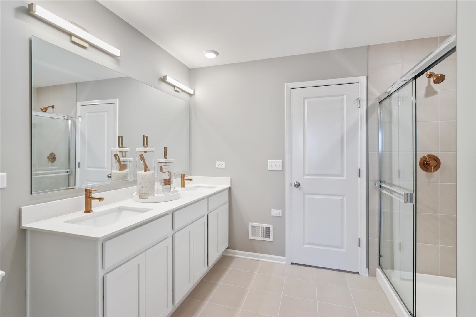 1760 Breton Avenue, North Aurora, IL 60542