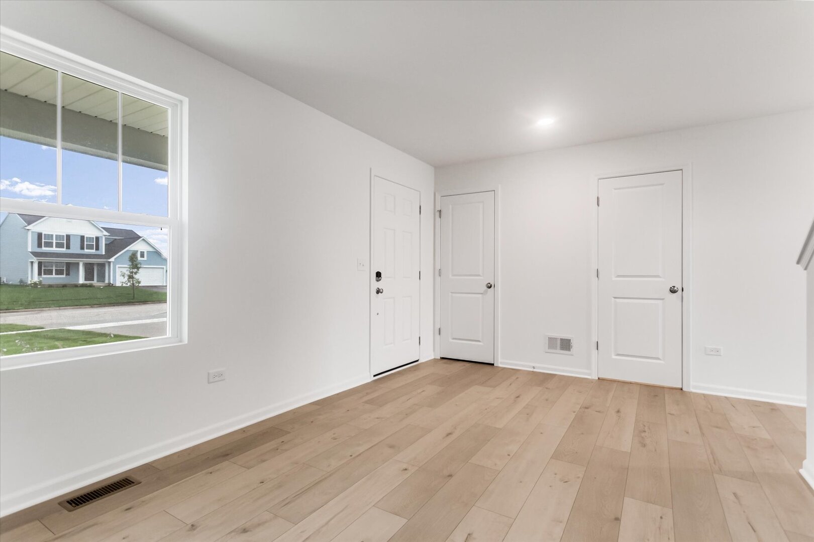 1760 Breton Avenue, North Aurora, IL 60542