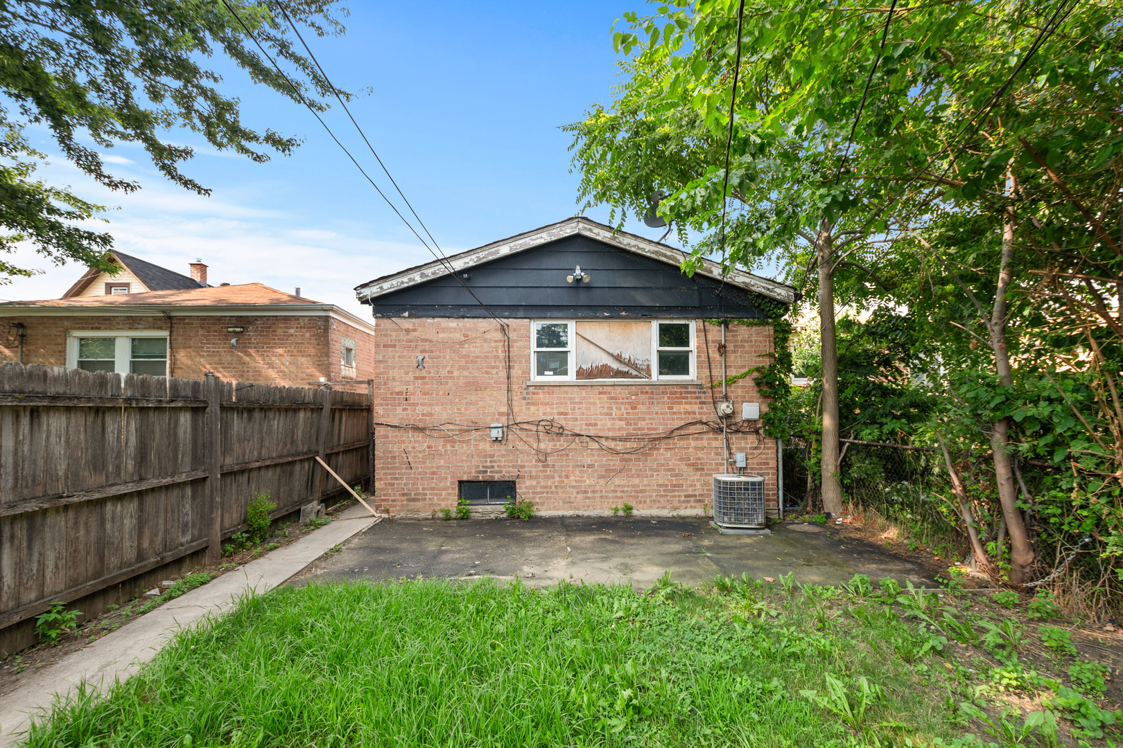 513 E 87th Street, Chicago, IL 60619