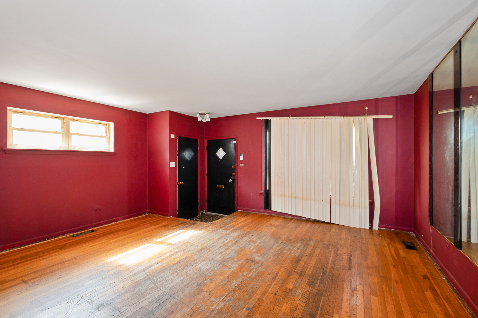 513 E 87th Street, Chicago, IL 60619