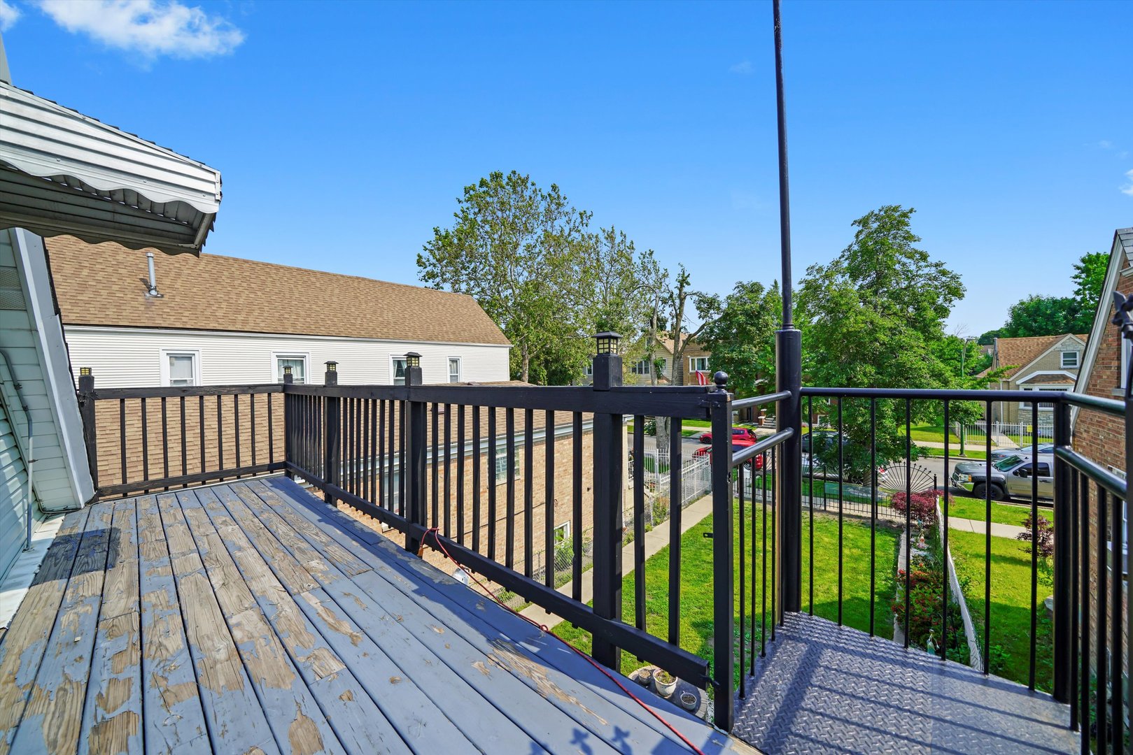 5512 W WRIGHTWOOD Avenue, Chicago, IL 60639