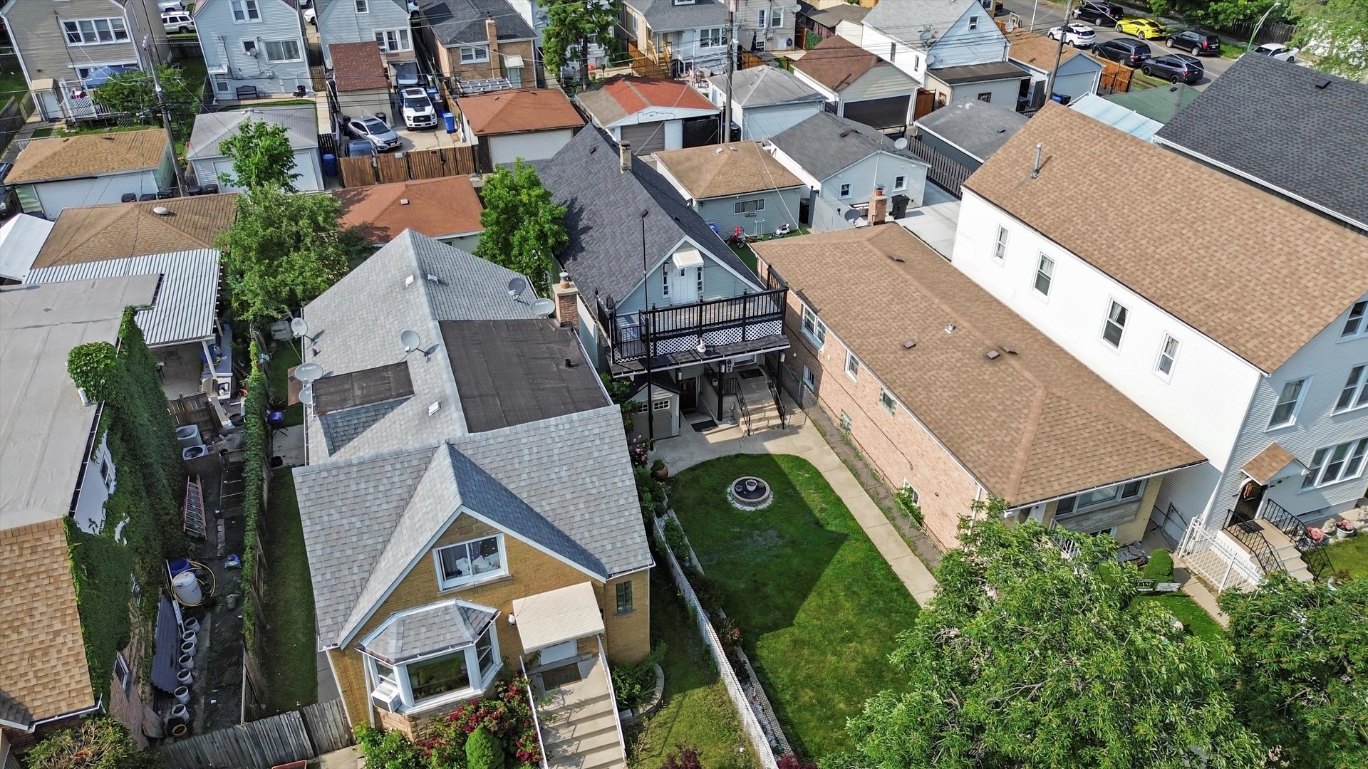 5512 W WRIGHTWOOD Avenue, Chicago, IL 60639