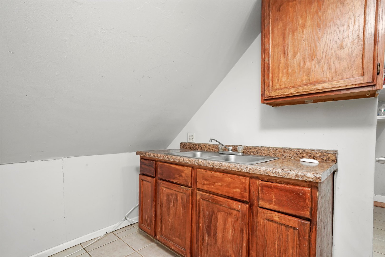 5512 W WRIGHTWOOD Avenue, Chicago, IL 60639
