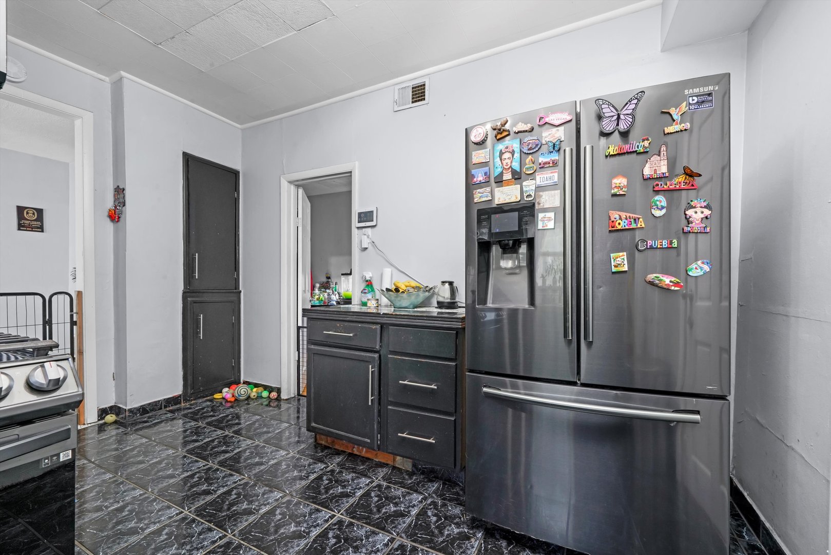 5512 W WRIGHTWOOD Avenue, Chicago, IL 60639