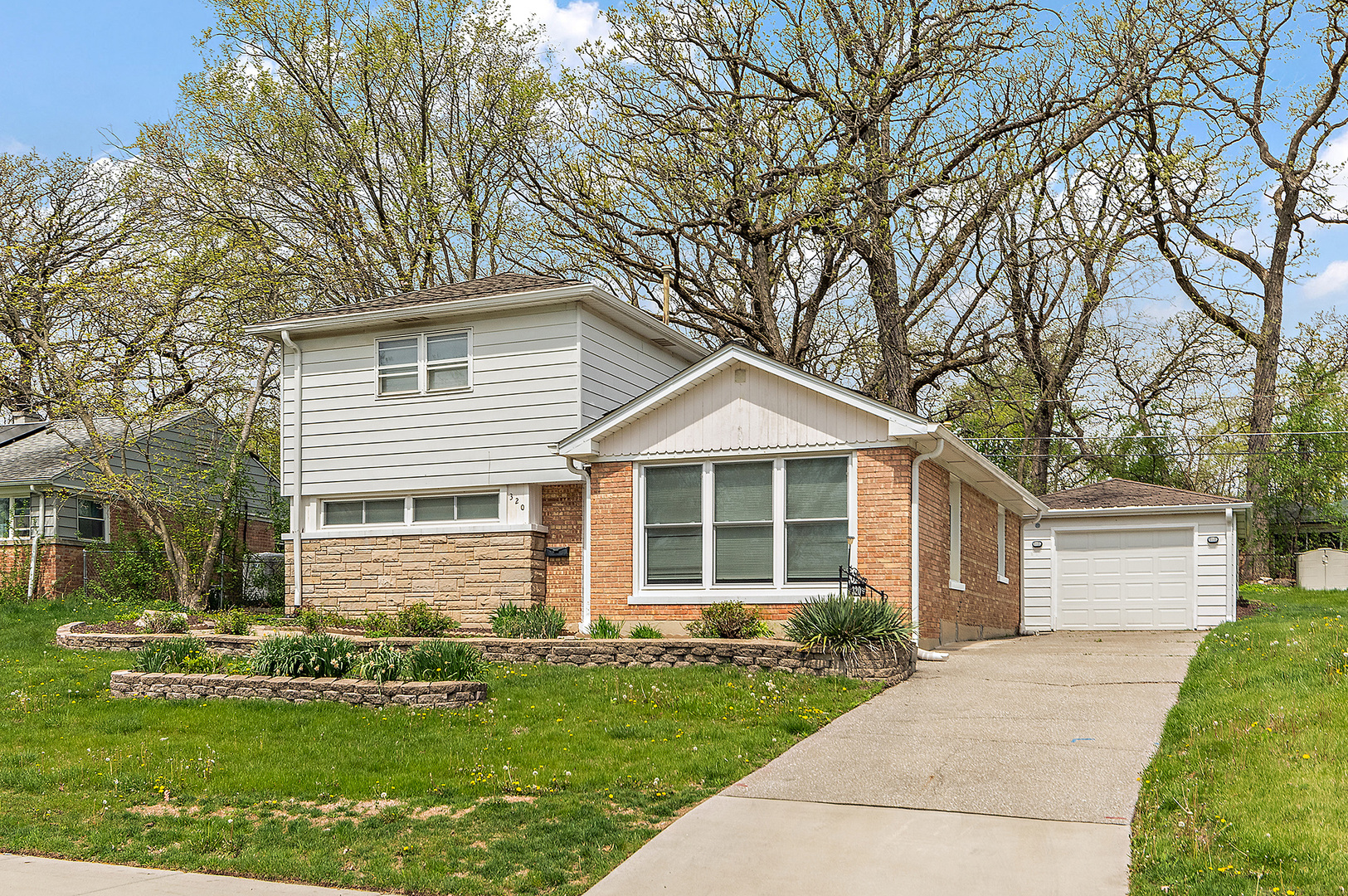 320 Oakwood Street, Park Forest, IL 60466