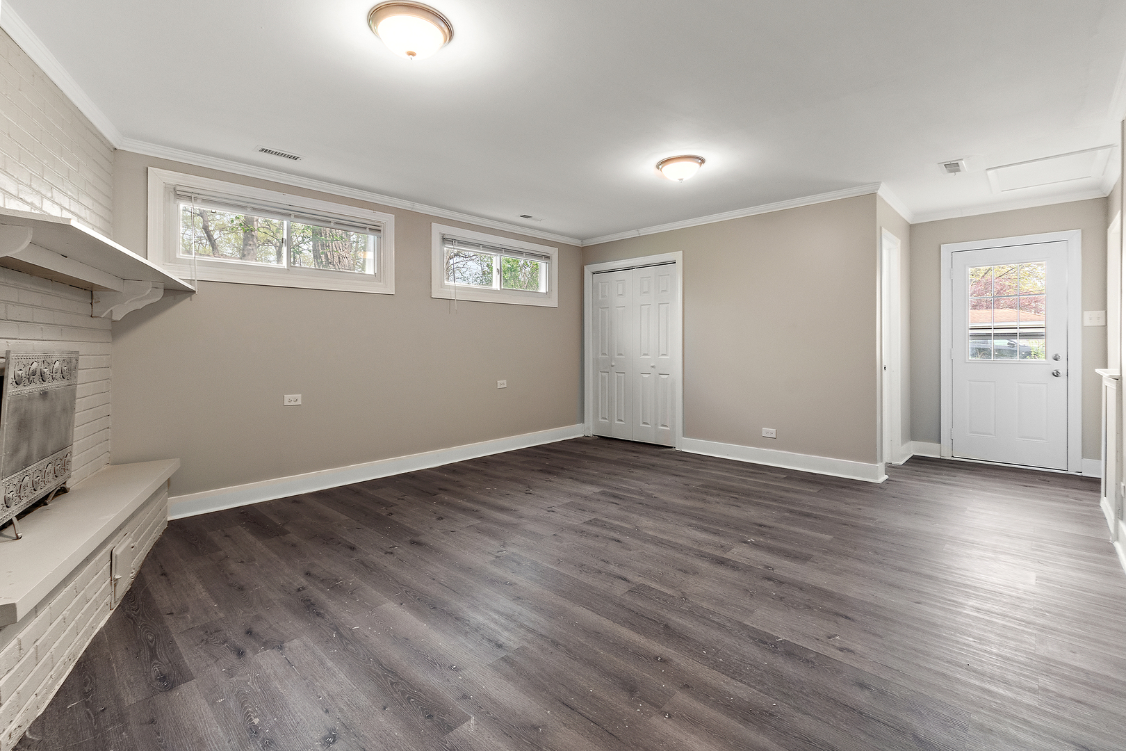 320 Oakwood Street, Park Forest, IL 60466