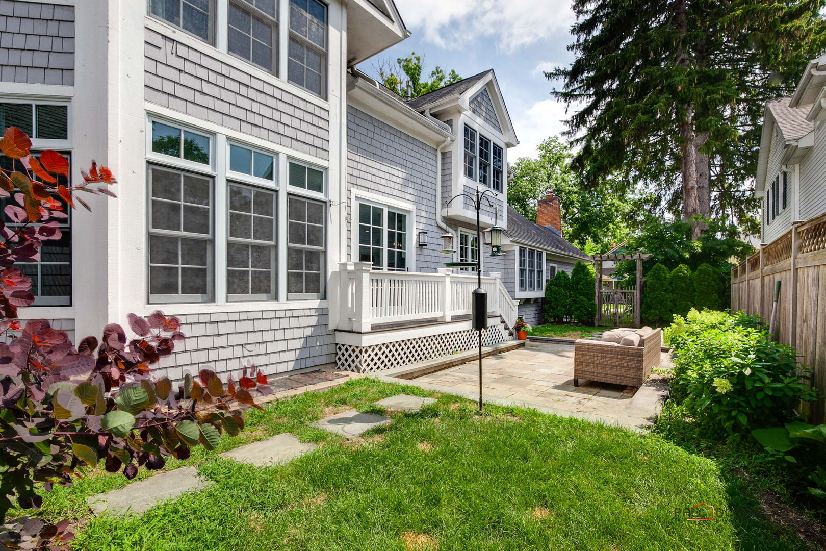 354 Hirst Court, Lake Bluff, IL 60044