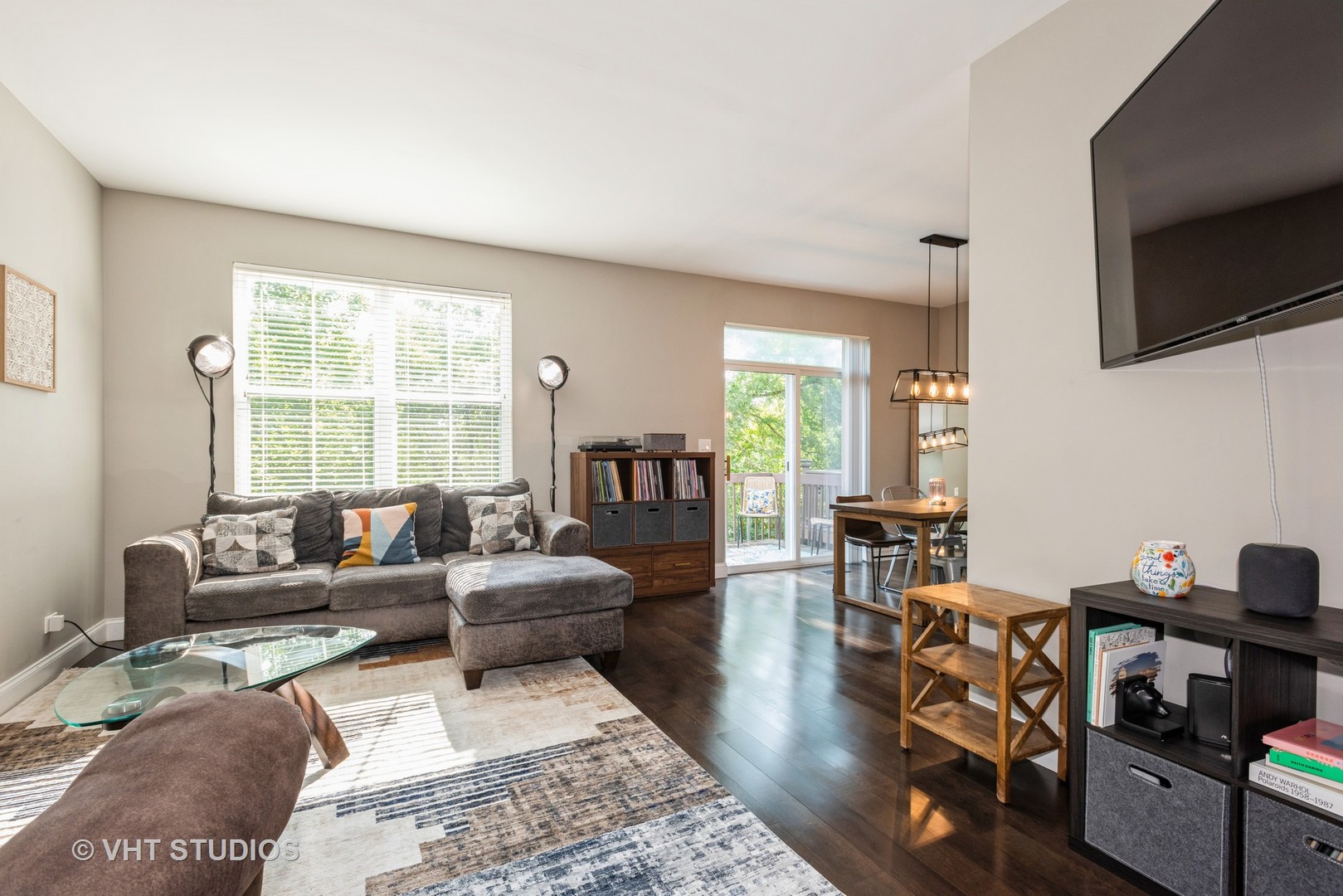 531 Horizon Drive, Bartlett, IL 60103