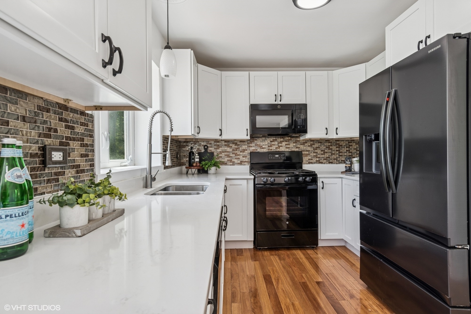1912 Seton Hall Drive, Naperville, IL 60565