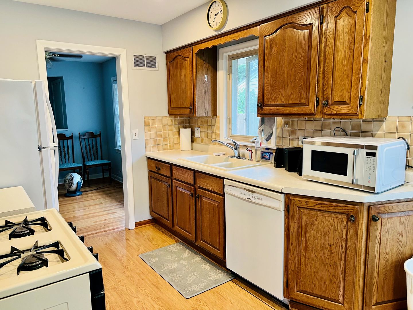 835 S La Londe Avenue, Lombard, IL 60148