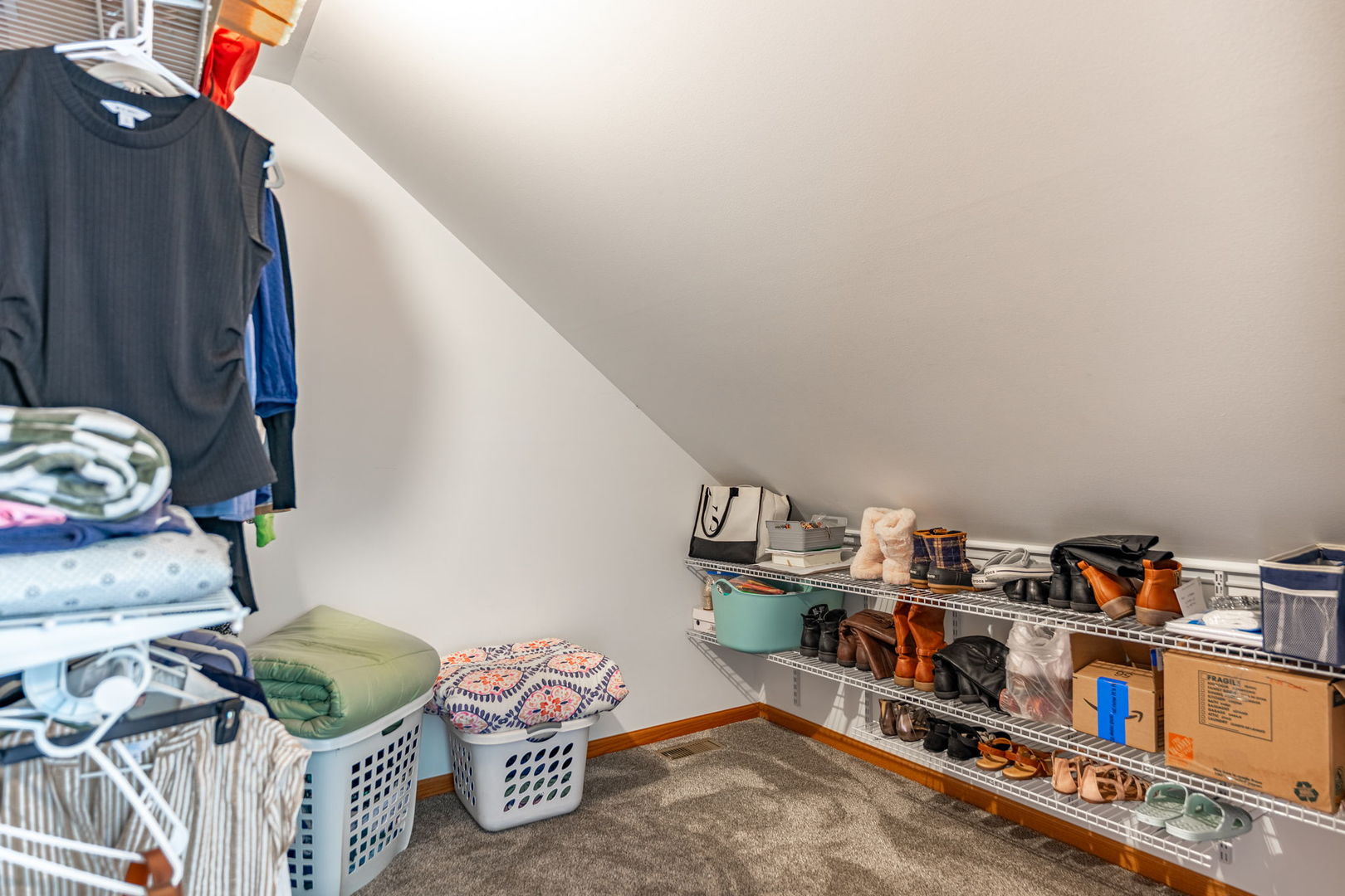 2505 Timberline Trail, Woodstock, IL 60098