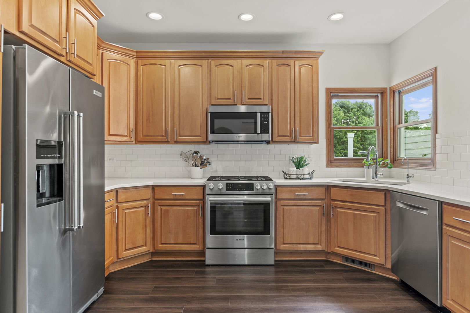 2505 Timberline Trail, Woodstock, IL 60098