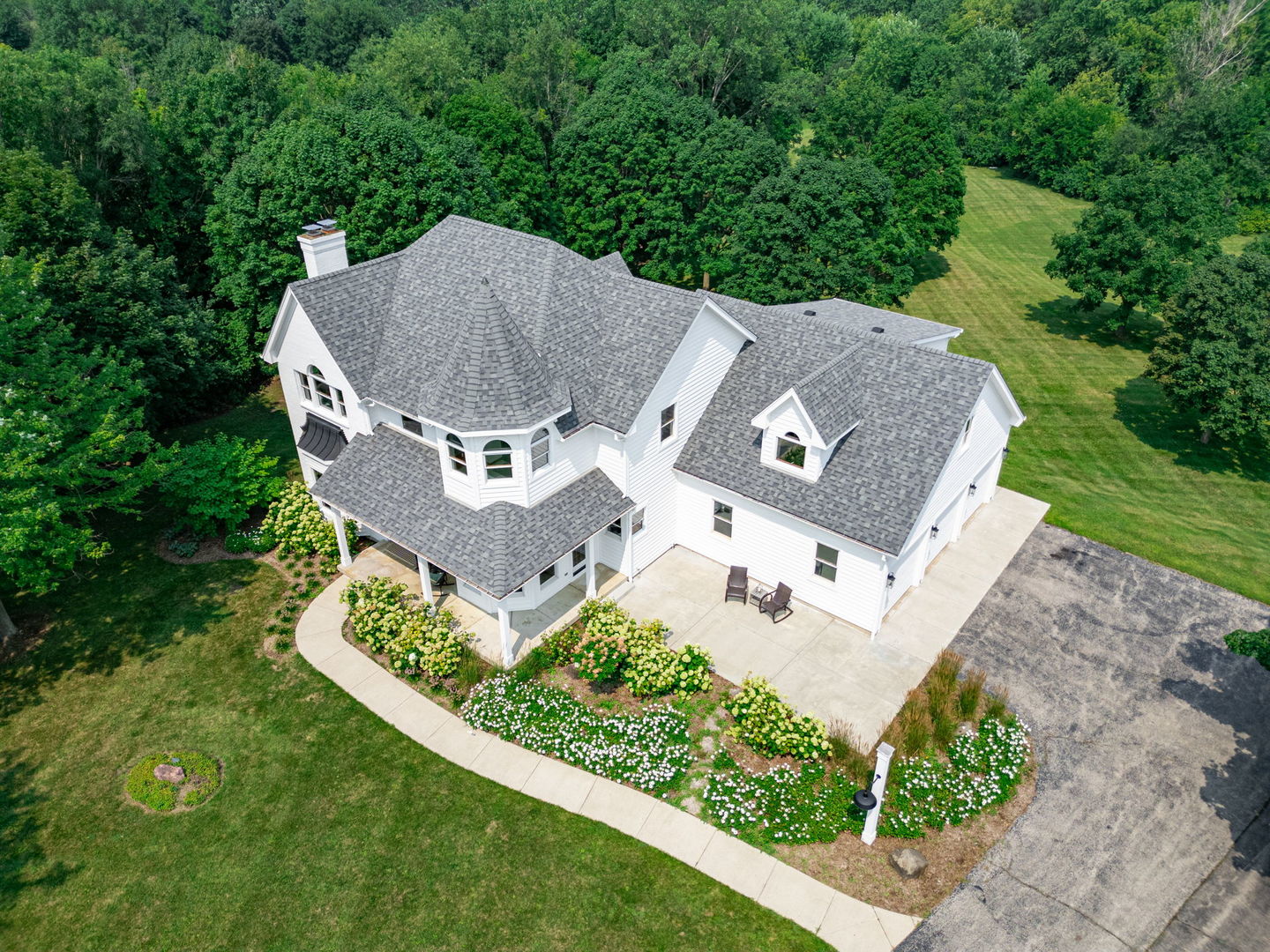 2505 Timberline Trail, Woodstock, IL 60098