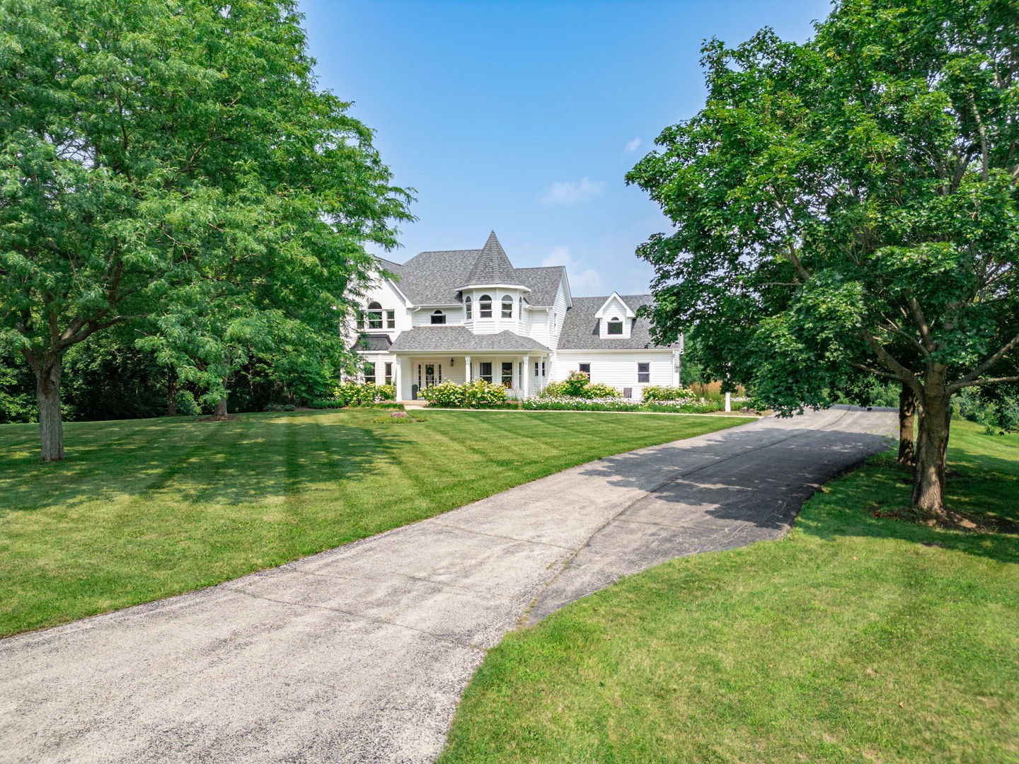 2505 Timberline Trail, Woodstock, IL 60098