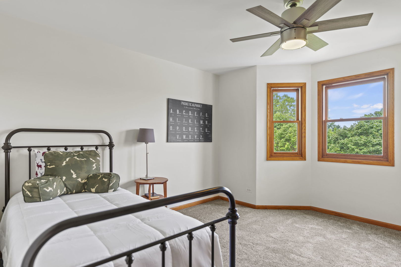 2505 Timberline Trail, Woodstock, IL 60098