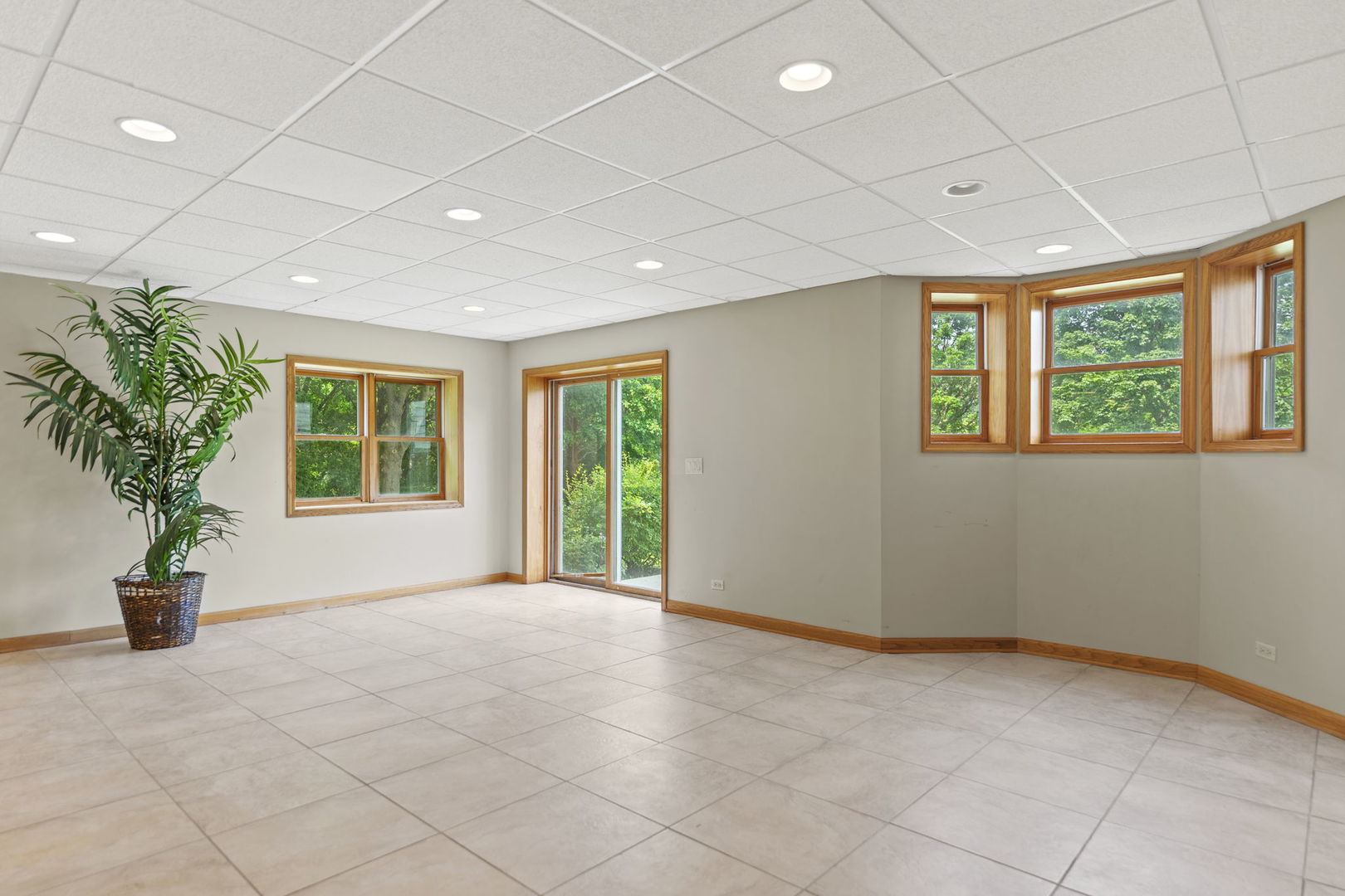2505 Timberline Trail, Woodstock, IL 60098