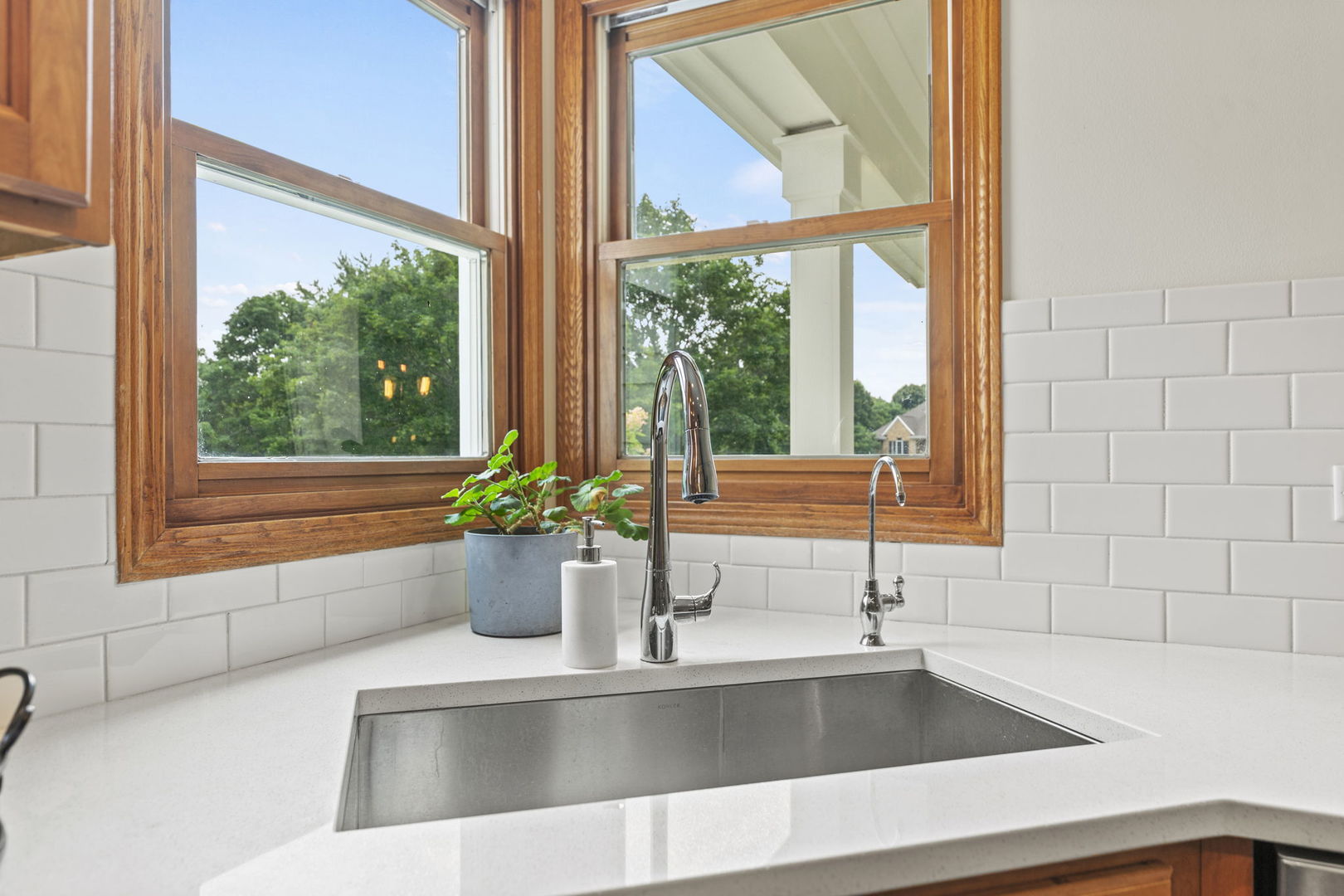 2505 Timberline Trail, Woodstock, IL 60098