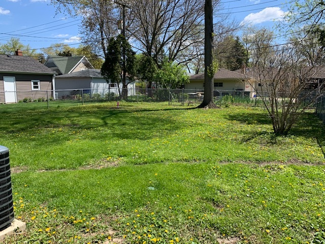 251 N Schiller Street, Palatine, IL 60067