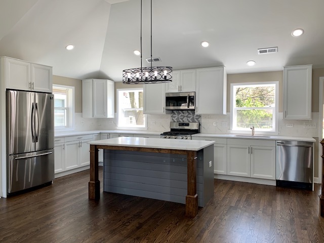 251 N Schiller Street, Palatine, IL 60067