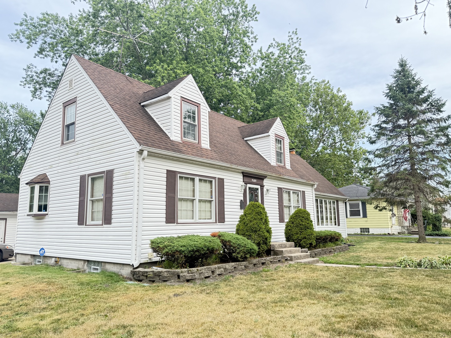 18005 Arcadia Avenue, Lansing, IL 60438