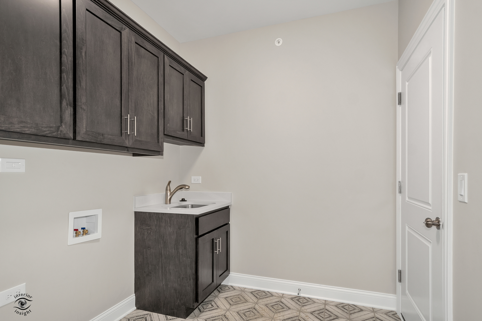 8022 Bradley Drive, Tinley Park, IL 60487