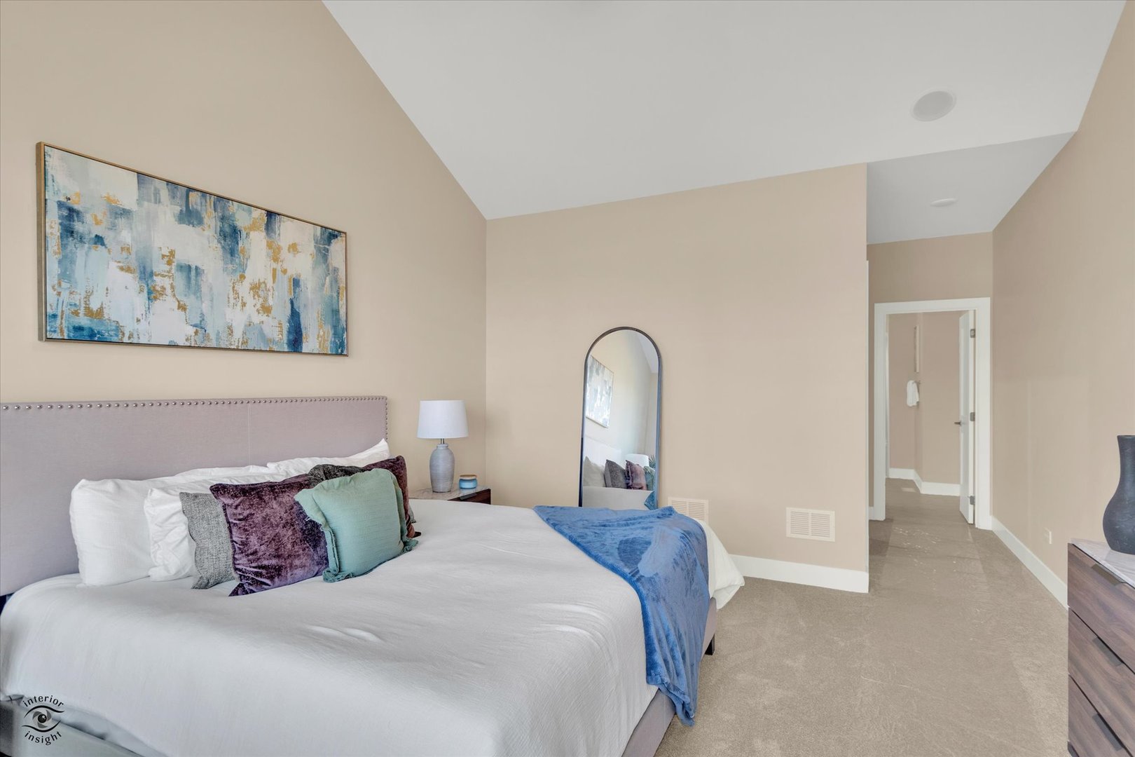 8022 Bradley Drive, Tinley Park, IL 60487
