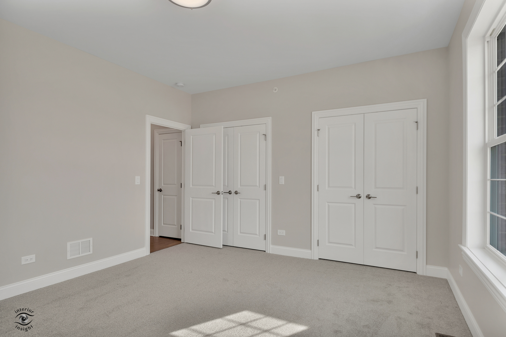 8022 Bradley Drive, Tinley Park, IL 60487