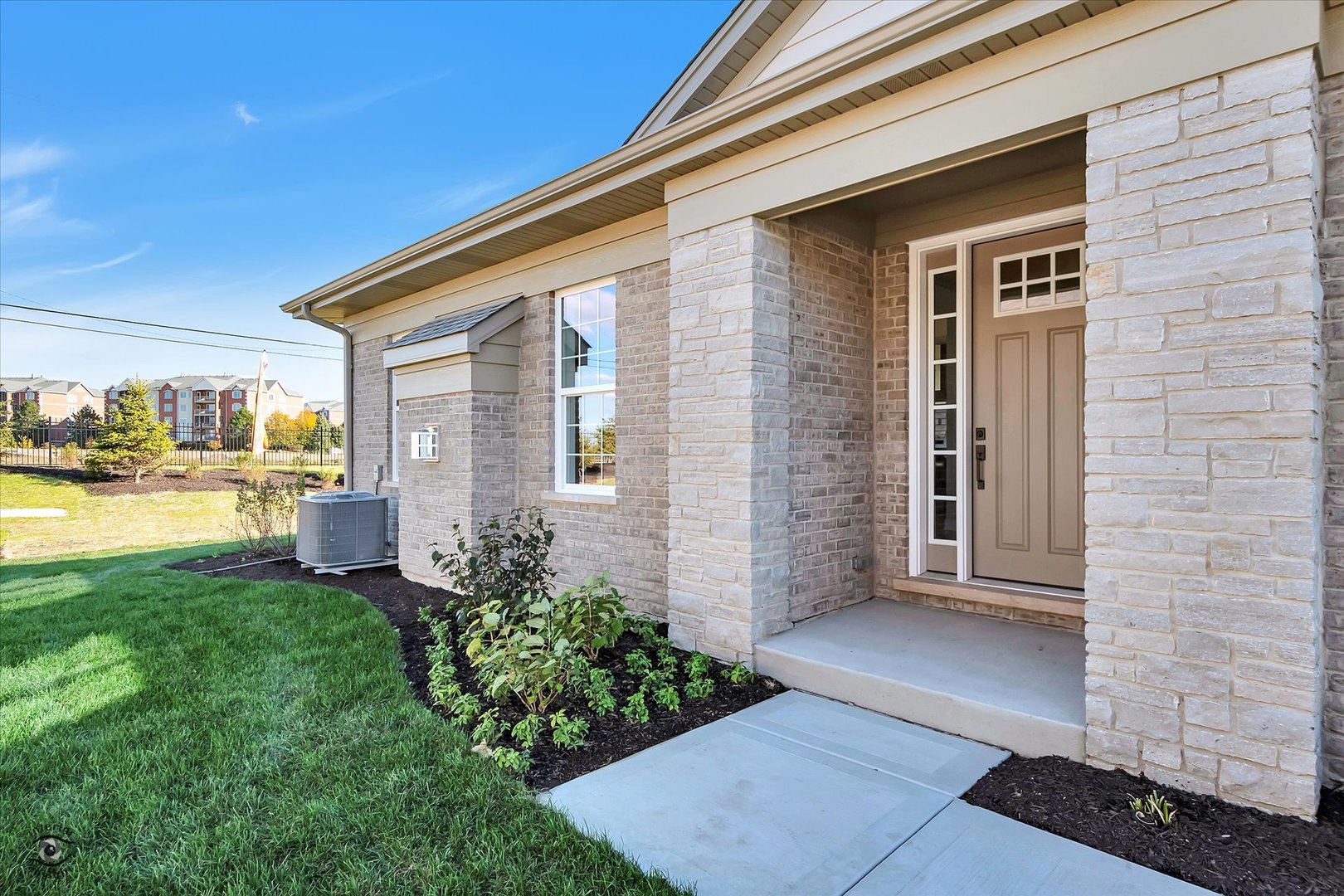 8022 Bradley Drive, Tinley Park, IL 60487