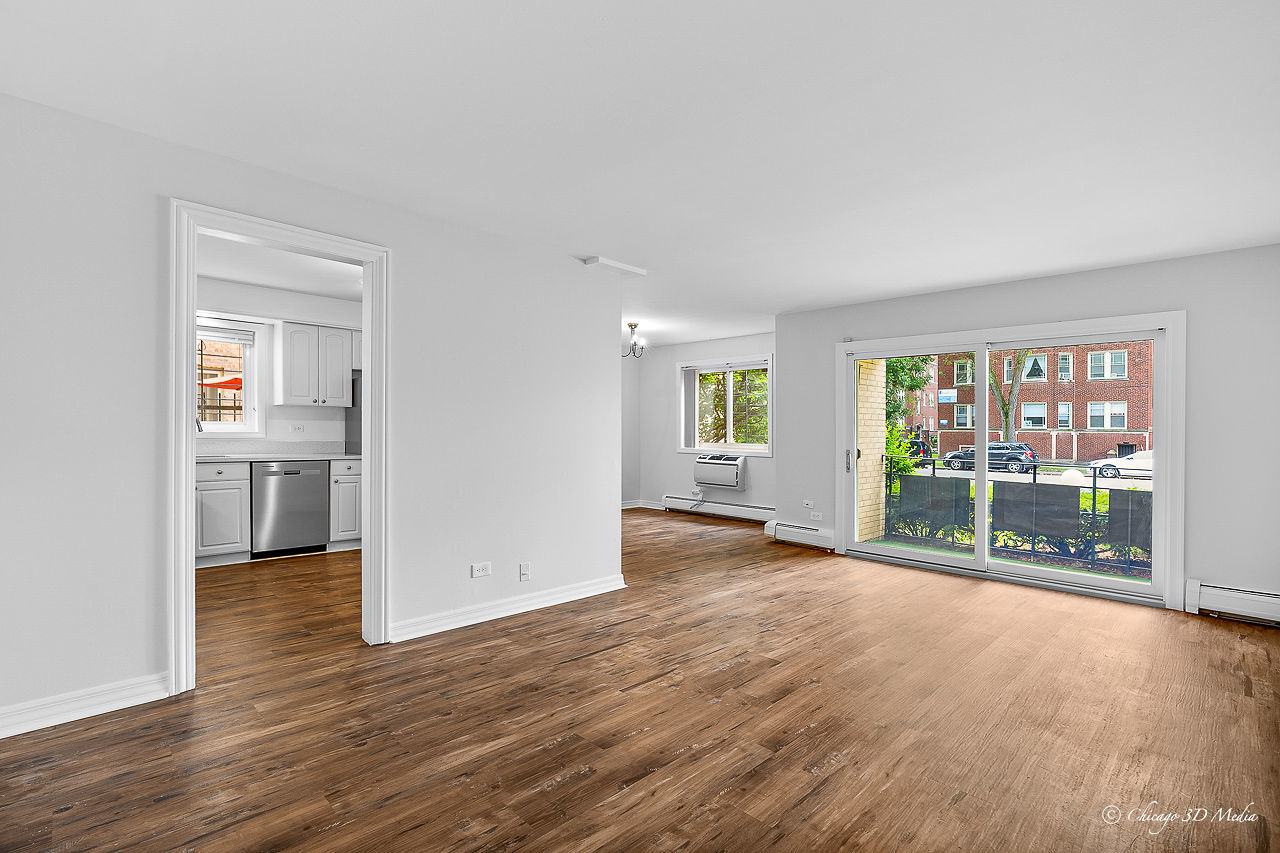 1340 W Touhy Avenue #106, Chicago, IL 60626