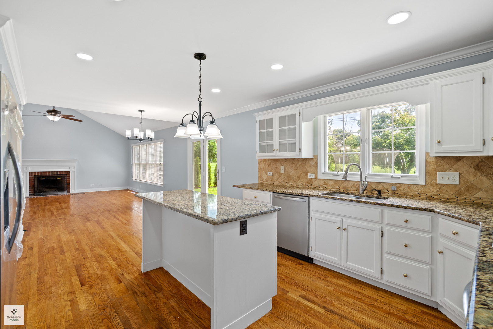 1244 Hollingswood Avenue, Naperville, IL 60564