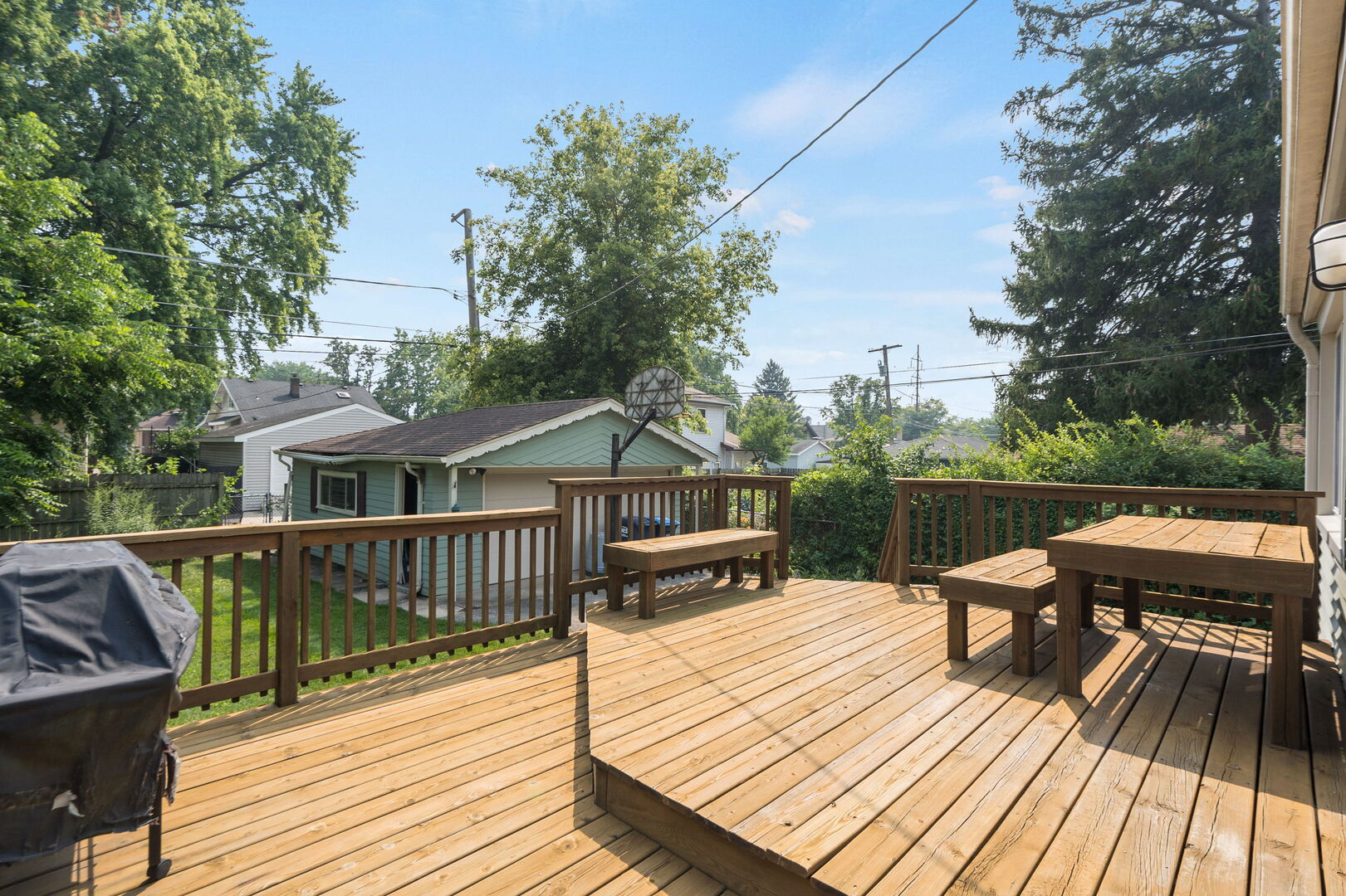 1311 Henry Avenue, Des Plaines, IL 60016
