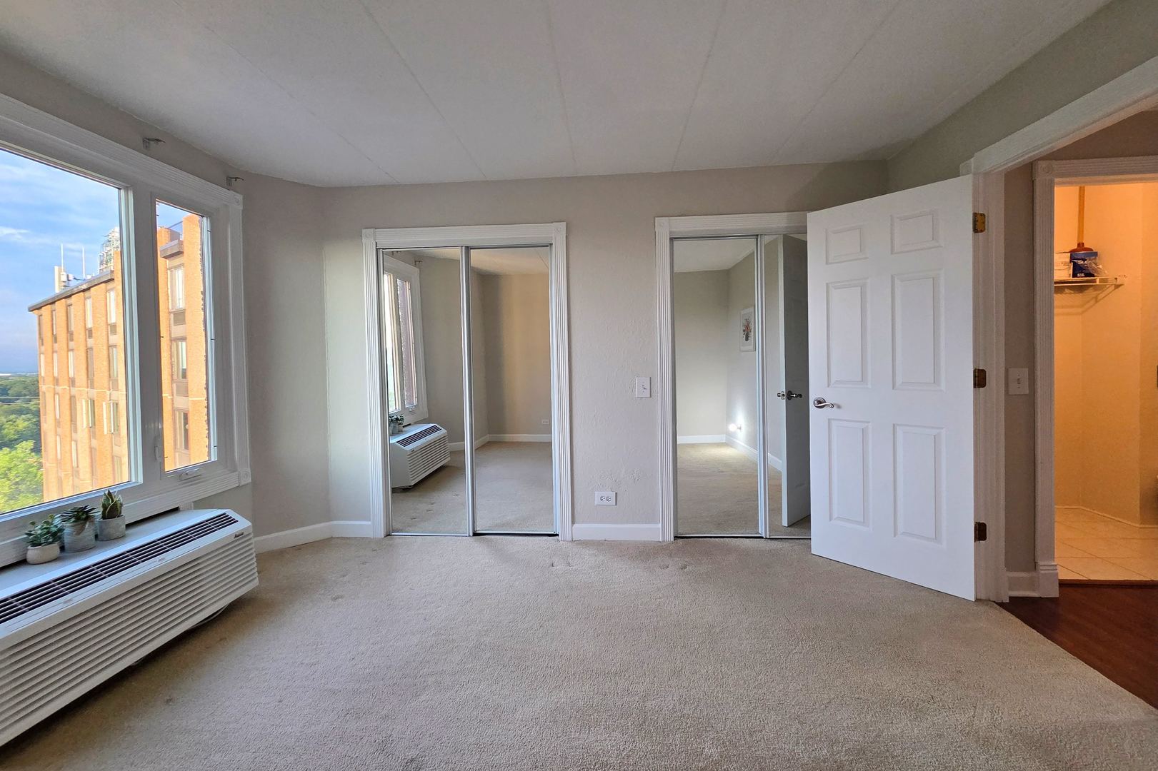 1 Renaissance Place #1119, Palatine, IL 60067
