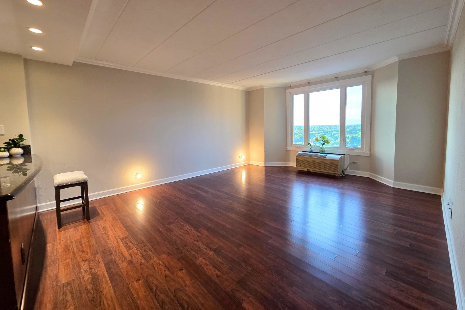 1 Renaissance Place #1119, Palatine, IL 60067