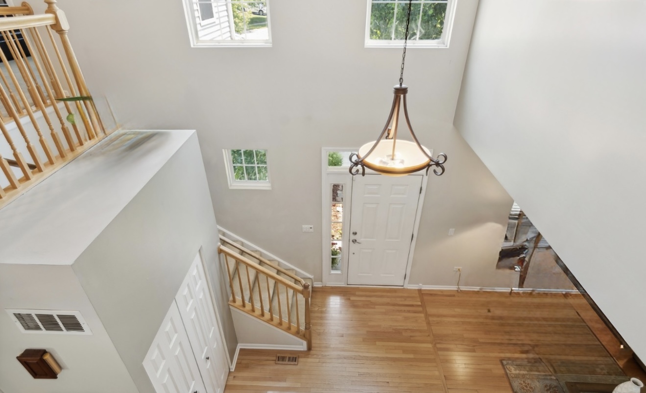 841 Barclay Drive, Bolingbrook, IL 60440