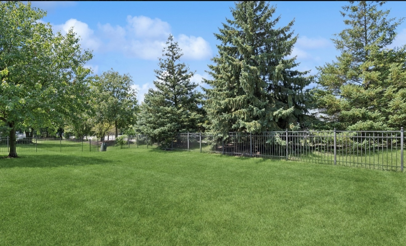 841 Barclay Drive, Bolingbrook, IL 60440