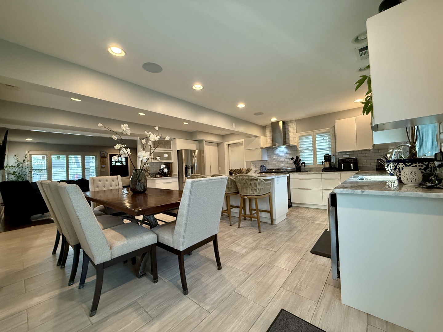 249 Village Drive, Northlake, IL 60164