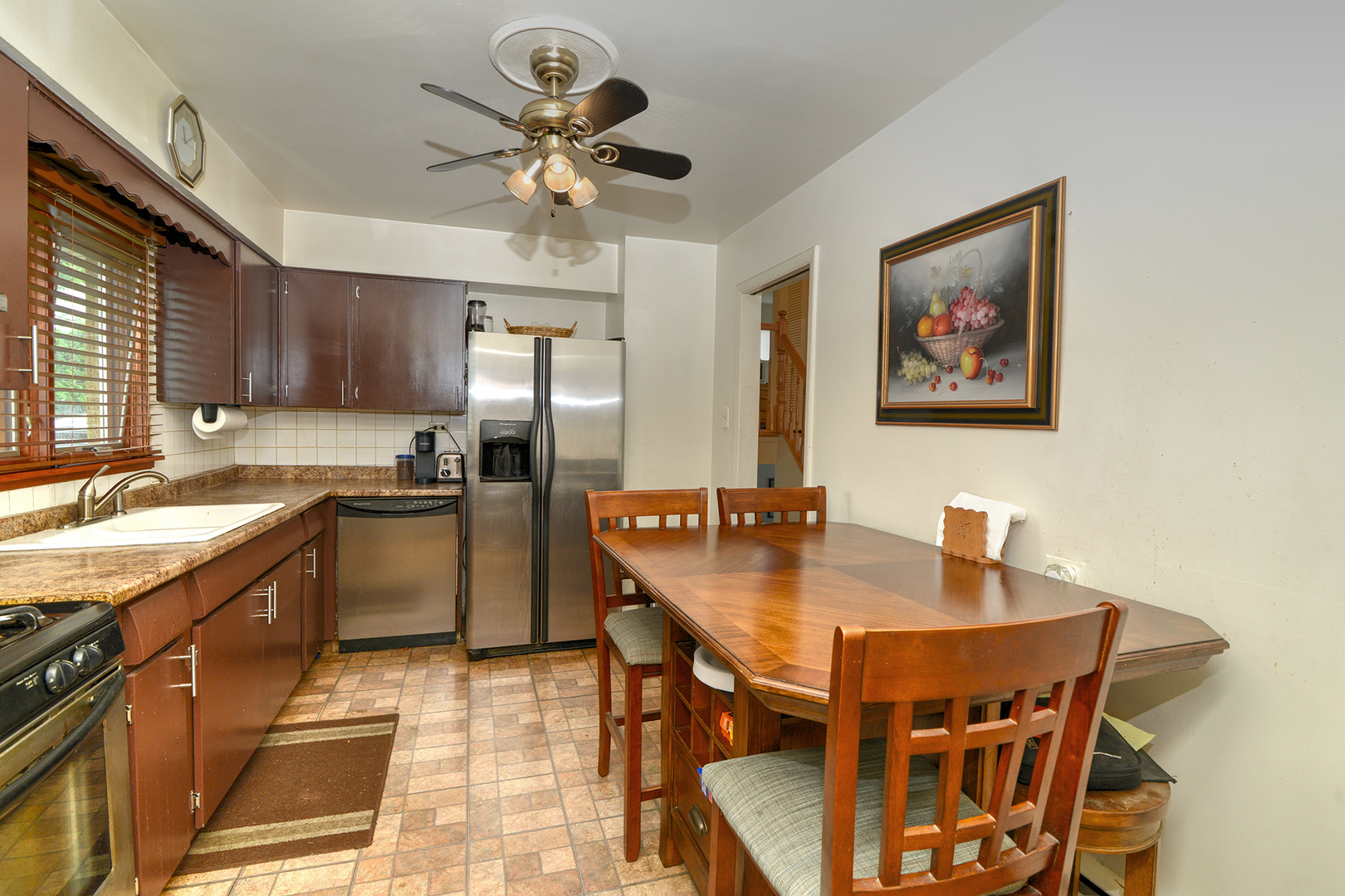 1560 Lee Avenue, Melrose Park, IL 60160