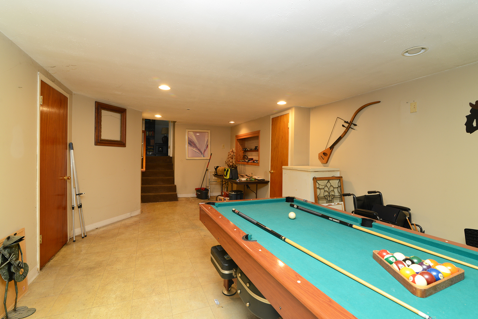 1560 Lee Avenue, Melrose Park, IL 60160