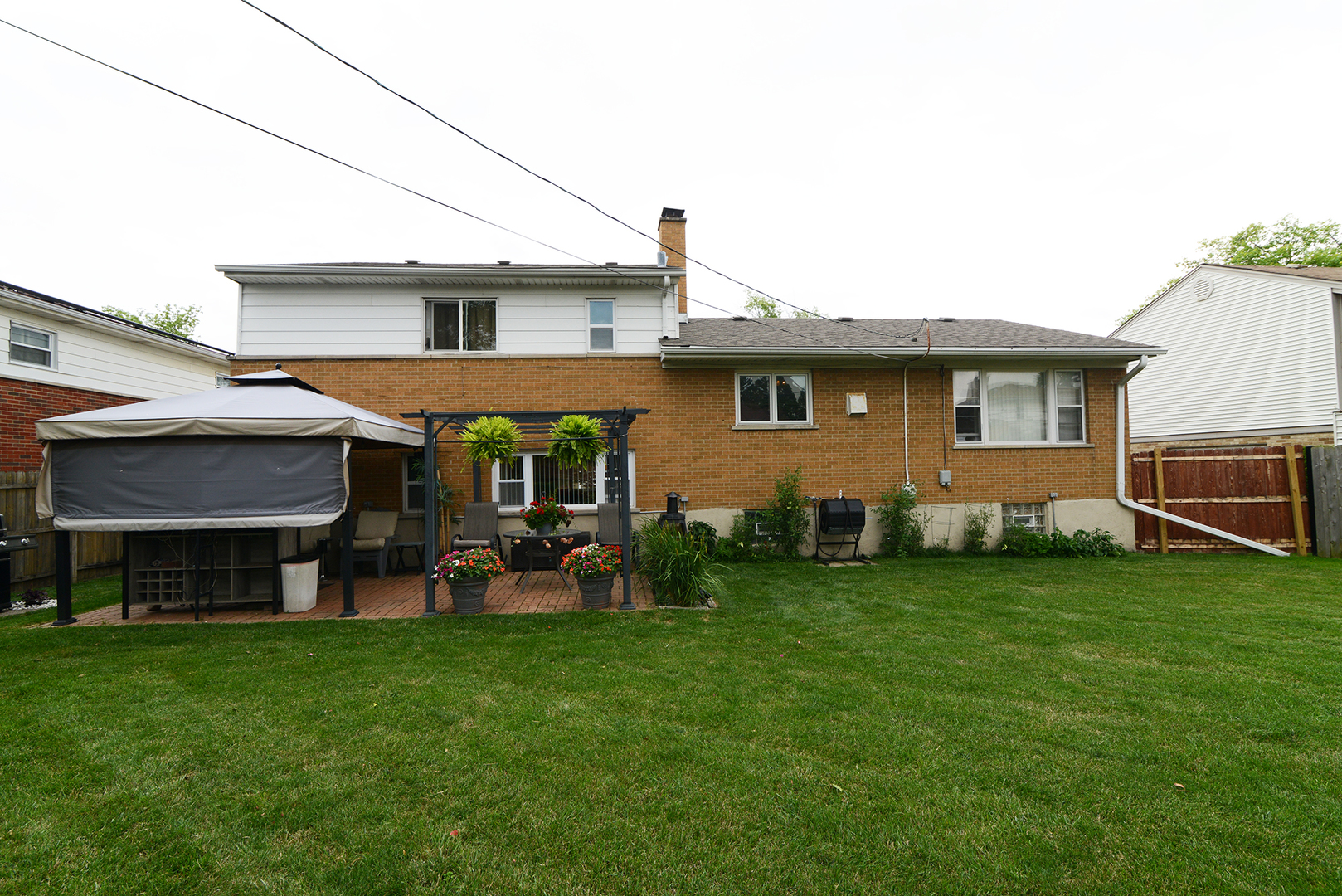 1560 Lee Avenue, Melrose Park, IL 60160